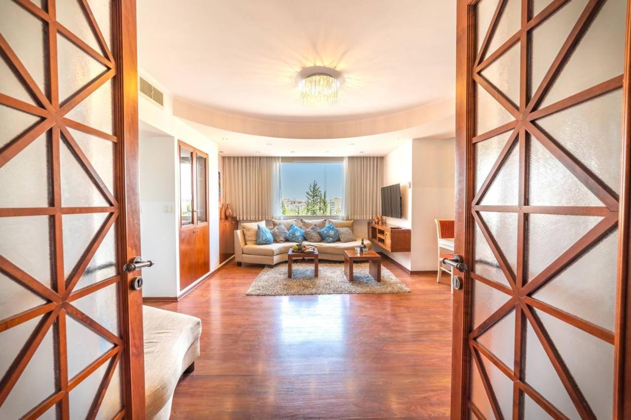 Art Apartment In Mamila - Art & View Jerusalem Exterior photo
